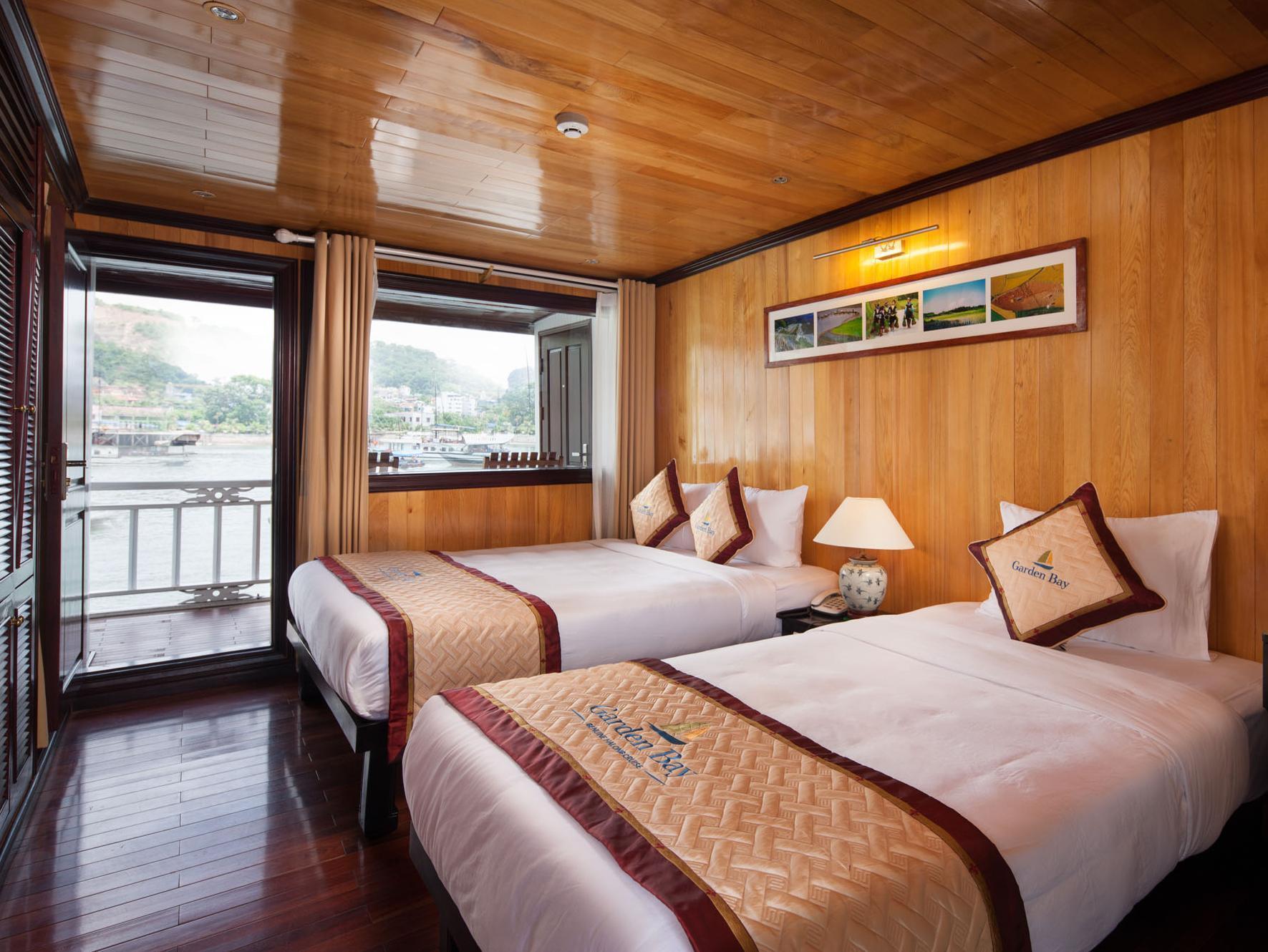 Garden Bay Luxury Cruise Hotel Ha Long Exterior photo