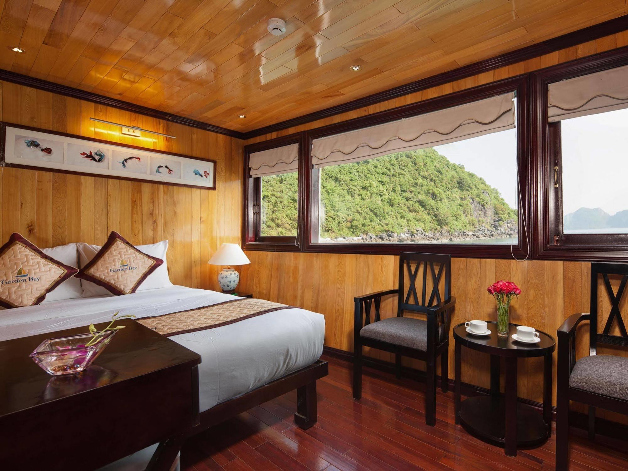 Garden Bay Luxury Cruise Hotel Ha Long Exterior photo