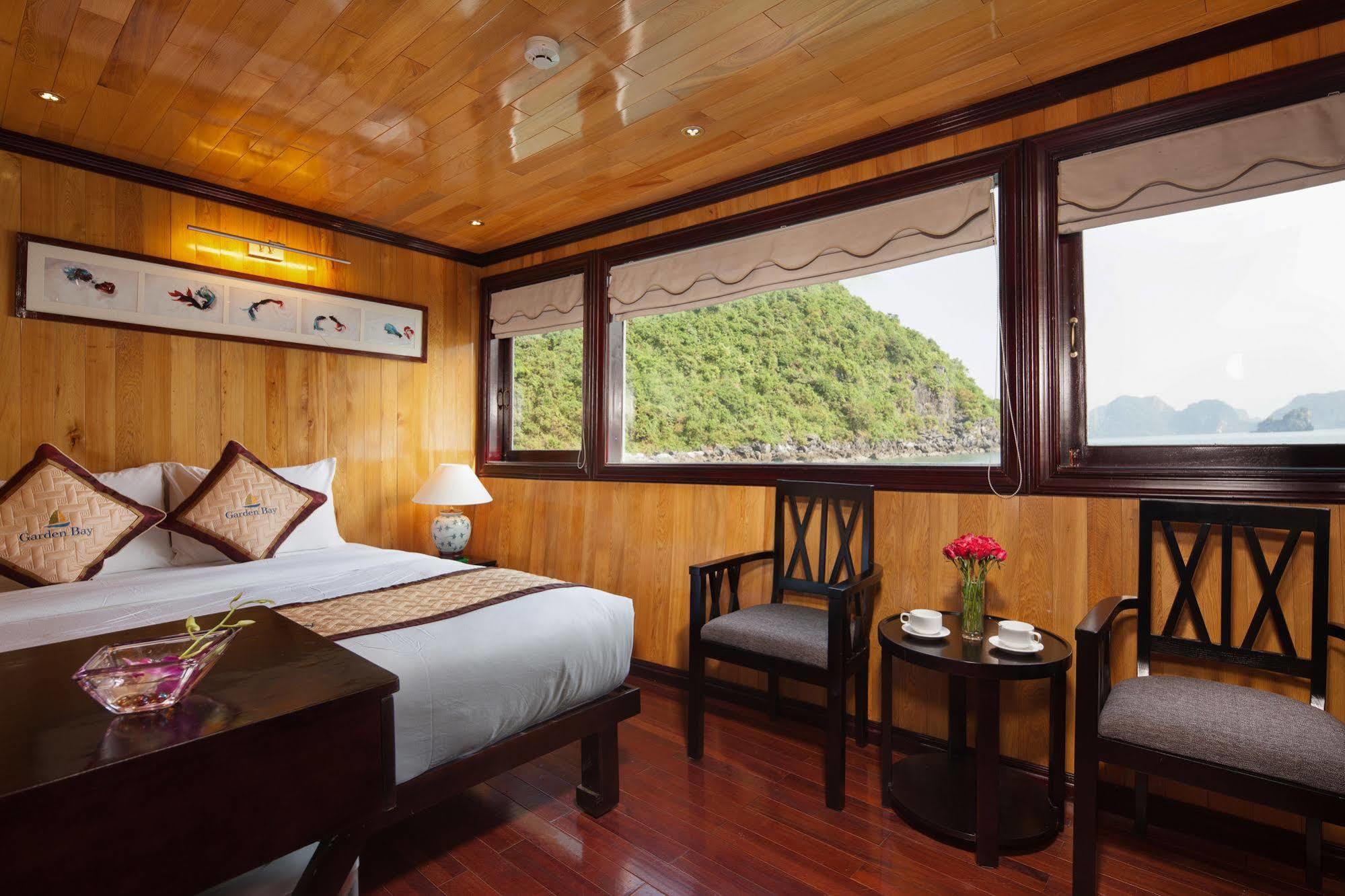 Garden Bay Luxury Cruise Hotel Ha Long Exterior photo